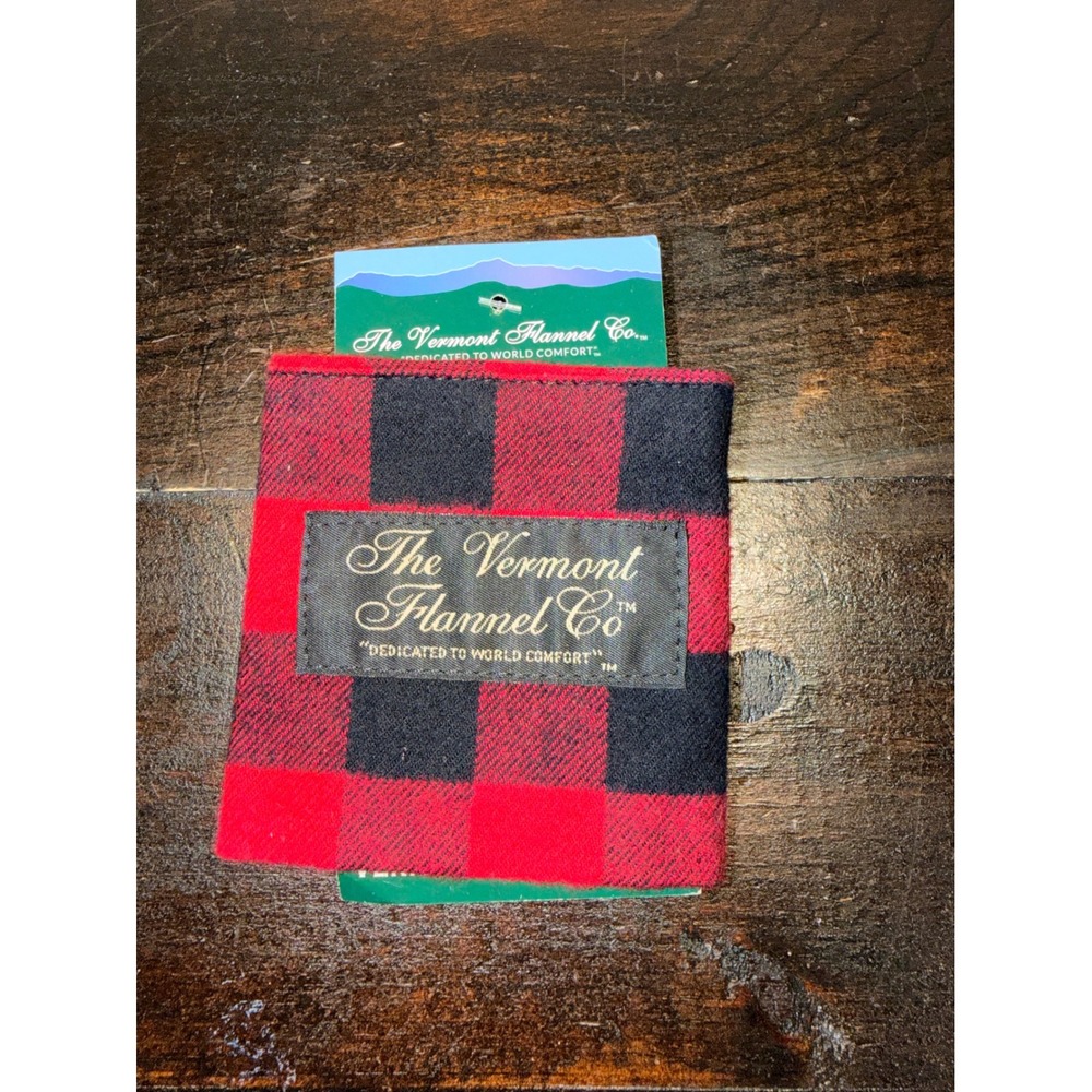 The Vermont Flannel Co Hug Buffalo‎ Plaid Red Black Koozie